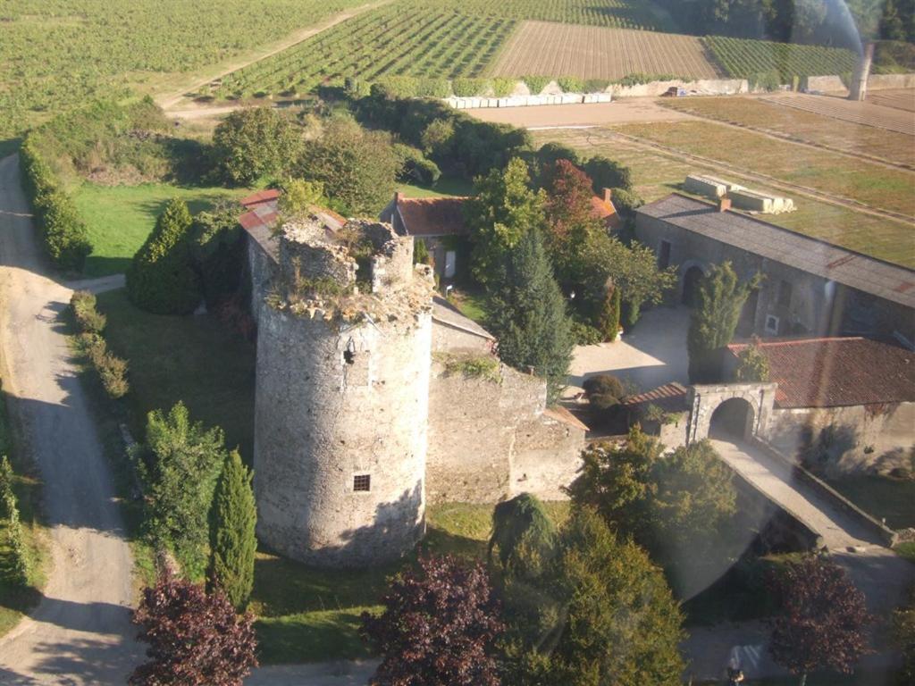 Château de la Galissonniere Bed and Breakfast Le Pallet Eksteriør billede